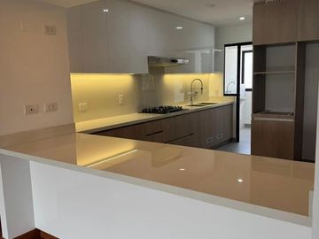Venta Exclusivo Depa en Miraflores de Estreno