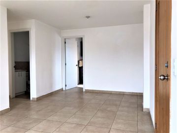 Departamento zona comercial Conocoto