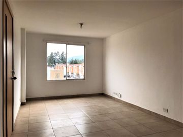 Departamento zona comercial Conocoto