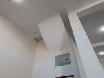 Local + Departamento