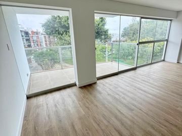 Venta Exclusivos Depas Frente Al Parque en Surco, Limite con Miraflores!
