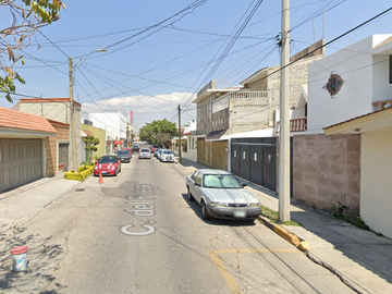 CASA EN VENTA EN JARDINES DEL MORAL, LEON-GTO