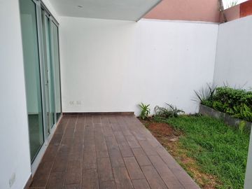 Antigua Cementera Roof Garden