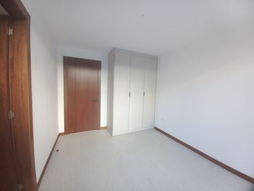 VENTA CASA A ESTRENAR SECTOR  NAYON