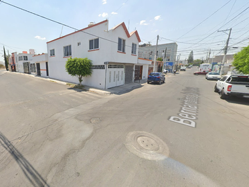 VENTA DE CASA BERNARDINO DE SIENA MISION FUNDADORES SANTIAGO DE QUERETARO QUERETARO