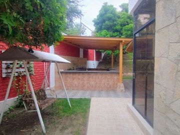 AMPLIA CASA EN VENTA O ALQUILER LOMA BLANCA - PIURA