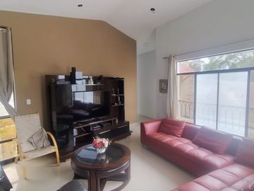 AMPLIA CASA EN VENTA O ALQUILER LOMA BLANCA - PIURA