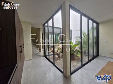 Casa de 2 plantas y 2 recámaras de venta en Chuburná - entrega DICIEMBRE 2025