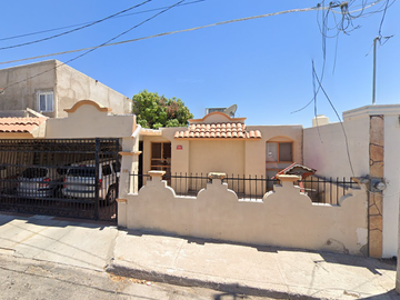 Casa en venta, Av. Roberto Romero, Loma Linda, Hermosillo, Son, recuperación bancaria.