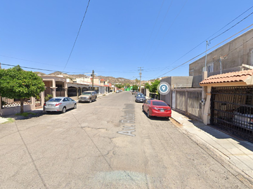 Casa en venta, Av. Roberto Romero, Loma Linda, Hermosillo, Son, recuperación bancaria.
