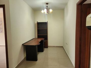 CASA EN VENTA EN URB. SAN PATRICIO DE MACHALA