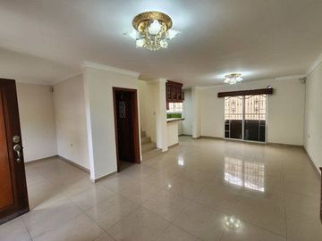 CASA EN VENTA EN URB. SAN PATRICIO DE MACHALA