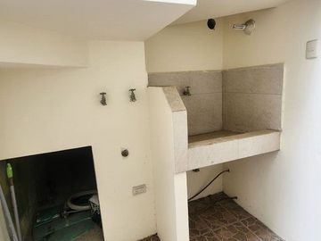 CASA EN VENTA EN URB. SAN PATRICIO DE MACHALA