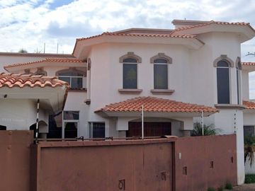 HERMOSA CASA EN LOMA DORADA DURANGO