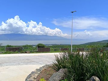 Terrenos en Venta en Jocotepec Fracc Rivera del Cardenal