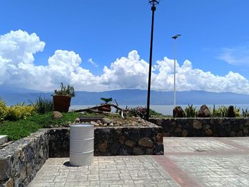 Terrenos en Venta en Jocotepec Fracc Rivera del Cardenal