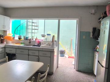 Excelente Casa para proyecto en San Miguel, Lima 255m2