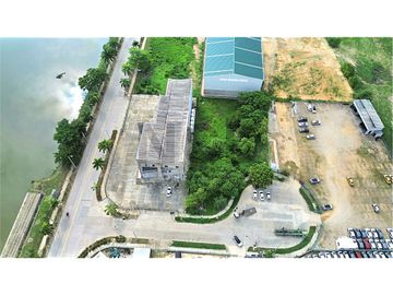 BODEGA EN VENTA SECTOR ZONA FRANCA PARQUE CENTRAL TURBACO BOLIVAR