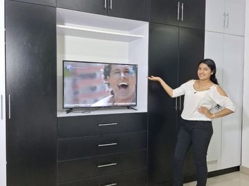Este moderno hotel con amplio local comercial en el primer piso más sótano, cerca del aeropuerto, es una 'mina de oro' sin explotar.