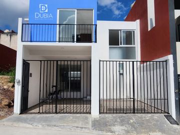 Casa nueva con recamara en Planta Baja y baño completo