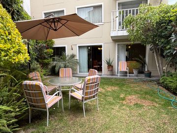 Se Vende Departamento Con Amplio Jardin Cerca A La U Catolica