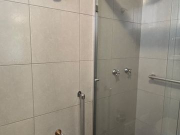 Se Vende Departamento Con Amplio Jardin Cerca A La U Catolica