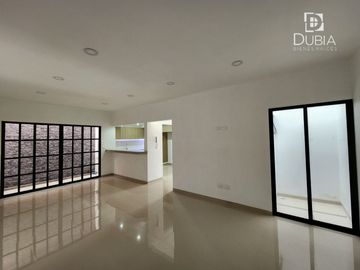 Casa Nueva de 3 habitaciones  mas 1 estudio o cuarta habitación.
