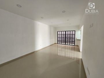 Casa Nueva de 3 habitaciones  mas 1 estudio o cuarta habitación.