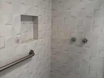 VENTA  LINDA CASA EN VALLE DORADO