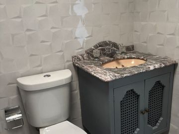 VENTA  LINDA CASA EN VALLE DORADO