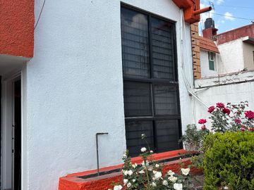 VENTA  LINDA CASA EN VALLE DORADO