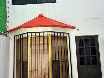 VENTA  LINDA CASA EN VALLE DORADO