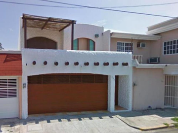 PRECIOSA CASA EN VENTA