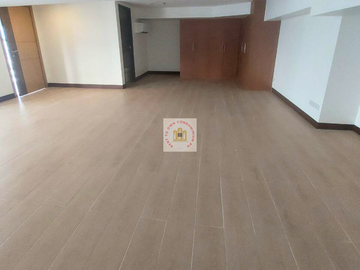 5 Bedroom Penthouse FOR SALE in One Central Makati