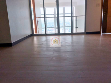 5 Bedroom Penthouse FOR SALE in One Central Makati