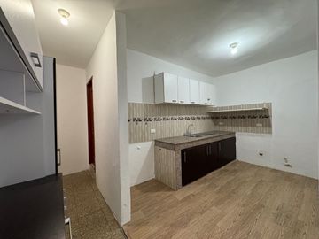 VENTA DE AMPLIA CASA EN AV. DOMINGO COMÍN – SUR DE GUAYAQUIL