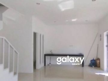 DIJUAL VILLA 2 LANTAI DI RAYA BATU LAYAR MATARAM LOMBOK, NUSA TENGGARA BARAT