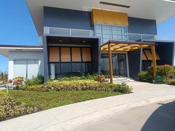 Townhouse For Sale In Naic Cavite Thru Pagibig Financing or Cash