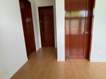 5BR HOUSE & LOT; BF NORTHWEST - BF HOMES, PARANAQUE CITY - FOR SALE