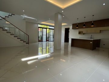 5BR HOUSE & LOT; BF NORTHWEST - BF HOMES, PARANAQUE CITY - FOR SALE