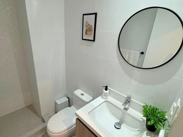 Vendo Moderno Departamento de Estreno en Surco !!