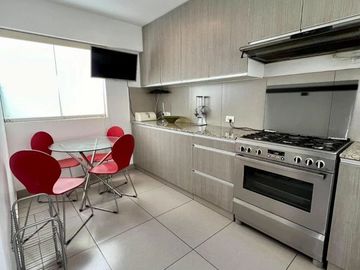 Venta Exclusivo Duplex en Surco limite Miraflores !!