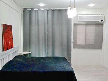 House 4 Floors 19 Sqw. in Ekkamai 12 For Sale