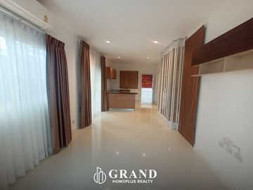 บ้านแฝดสองชั้น สิวารมณ์ เนเจอร์พลัส สุขุมวิท – บางปู (Sivarom Nature Plus Sukhumvit – Bangpu)