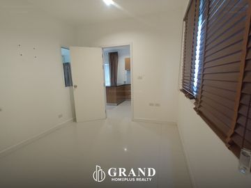 บ้านแฝดสองชั้น สิวารมณ์ เนเจอร์พลัส สุขุมวิท – บางปู (Sivarom Nature Plus Sukhumvit – Bangpu)