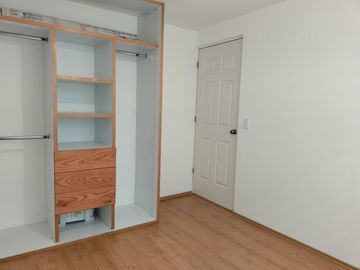 ¡Céntrico departamento, listo para habitar!