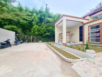 Rumah Siap Huni Posisi Sudut di Komplek Halton Palace Jalan Panglima Denai Menteng 7 Medan