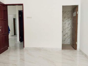 Rumah Siap Huni Posisi Sudut di Komplek Halton Palace Jalan Panglima Denai Menteng 7 Medan