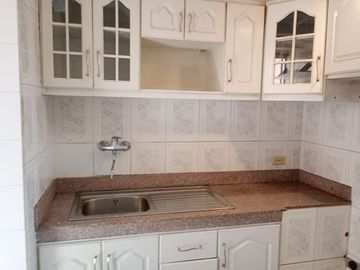Venta de departamento de 77 m2 ubicado en Conjunto Terrazas de Poncean 1.