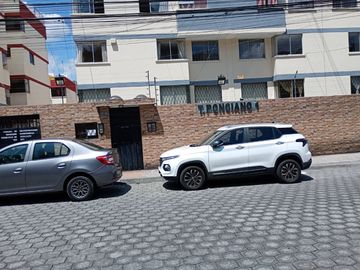 Venta de departamento de 77 m2 ubicado en Conjunto Terrazas de Poncean 1.